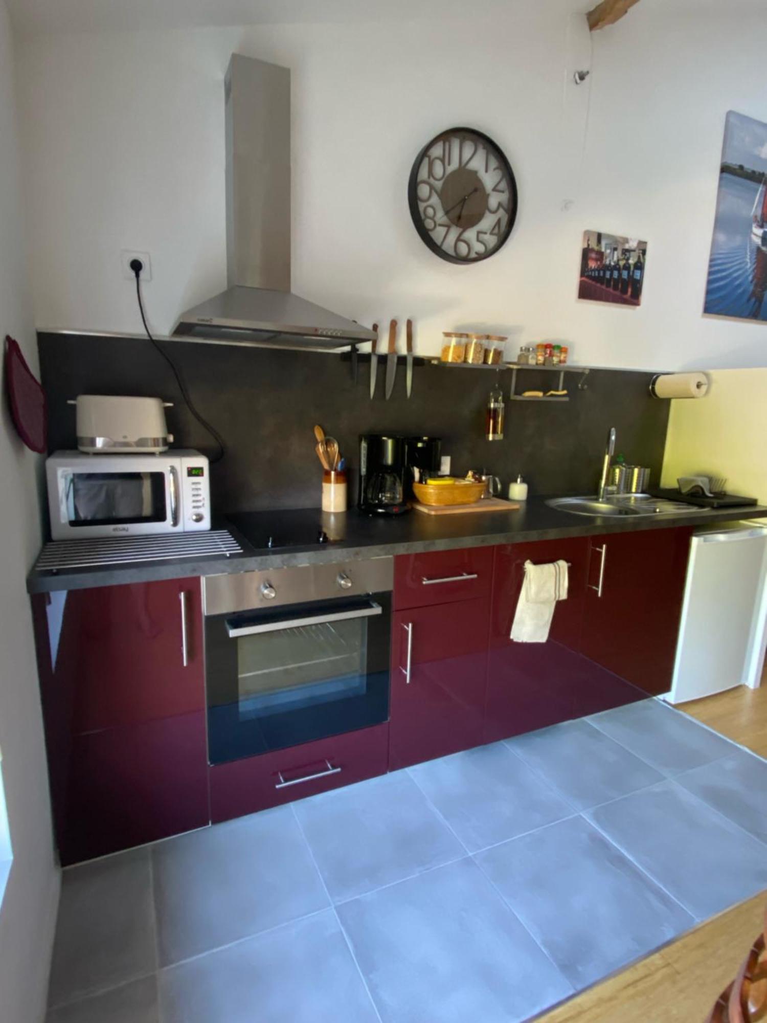 Confortable T2 De 50 M2 Avec Parking Prive Bruges Exterior foto